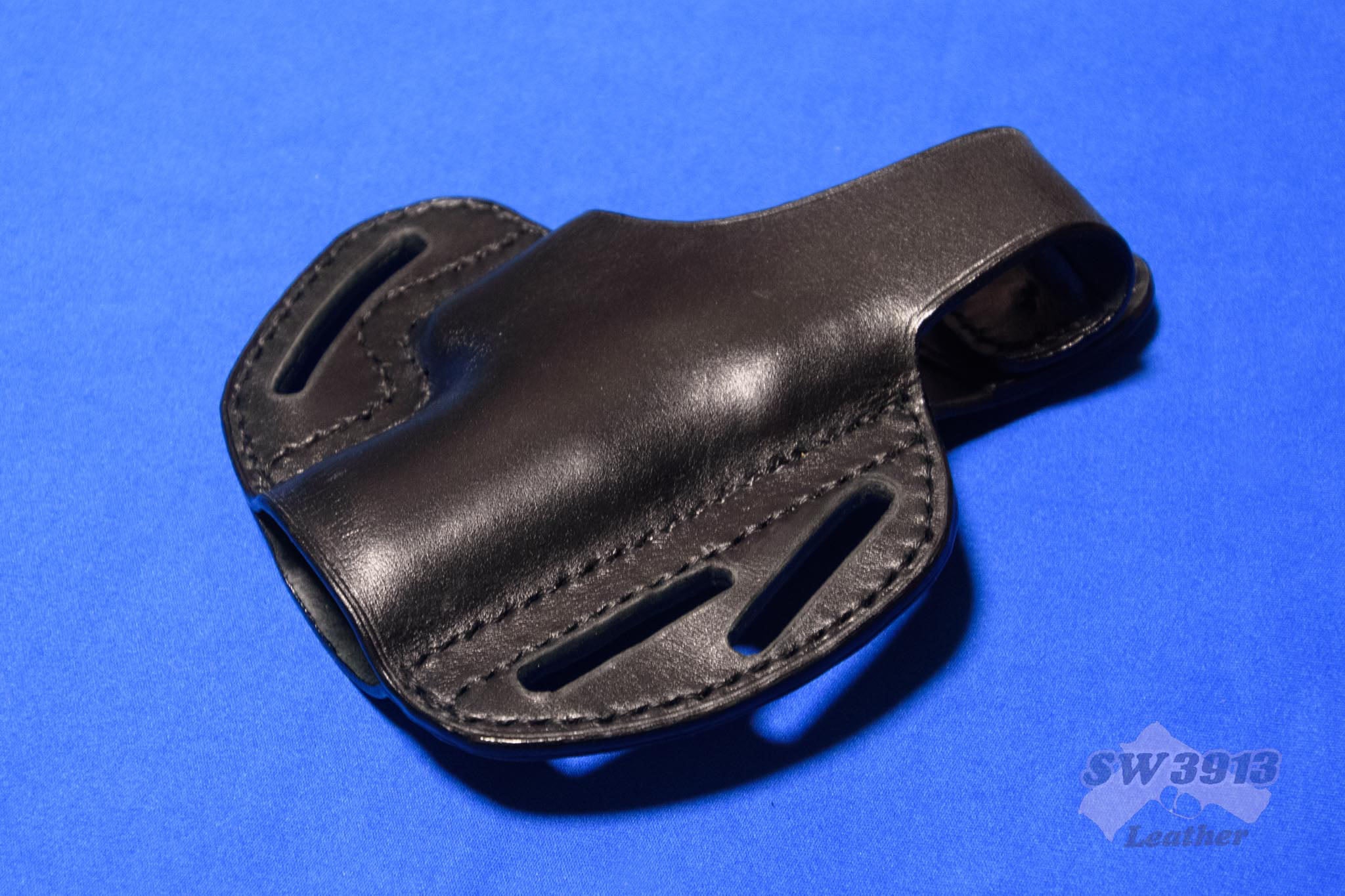 受注生産】私服用 汎用自動式パンケーキホルスター | SW3913 Leather